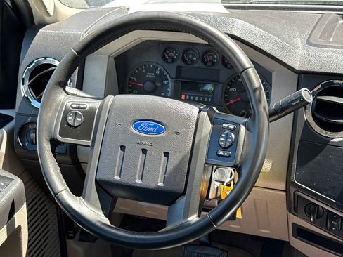 Used 2010 Ford F250 XL image 14