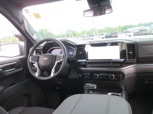 Certified 2024 Chevrolet Silverado 1500 LT w/ All Star Edition Plus AWD/4WD image 24