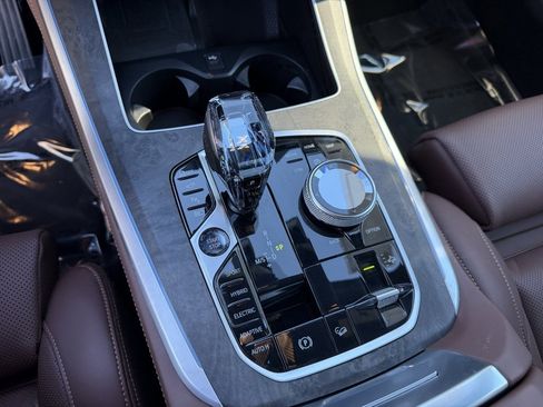 Used 2023 BMW X5 xDrive45e w/ Executive Package image 26