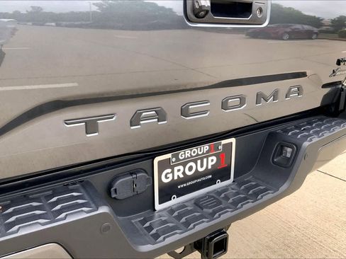 Used 2023 Toyota Tacoma TRD Sport w/ Advanced Technology Package AWD/4WD image 32