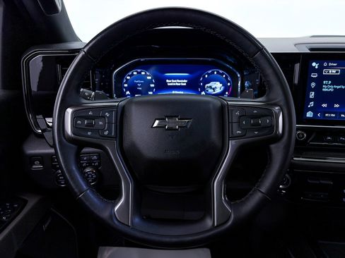 Used 2024 Chevrolet Silverado 1500 ZR2 w/ Technology Package image 33