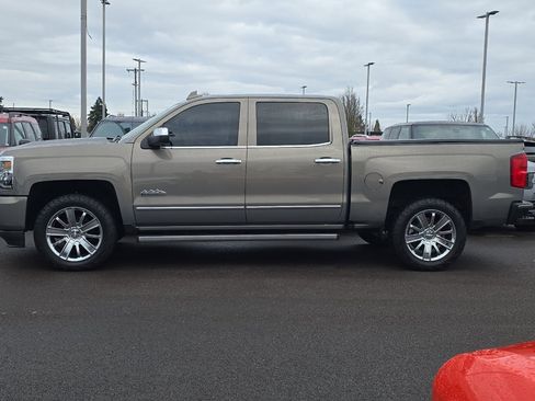 Used 2017 Chevrolet Silverado 1500 High Country image 7
