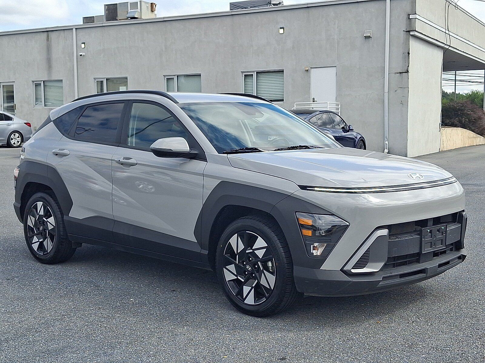 Certified 2024 Hyundai Kona SEL FWD image 3