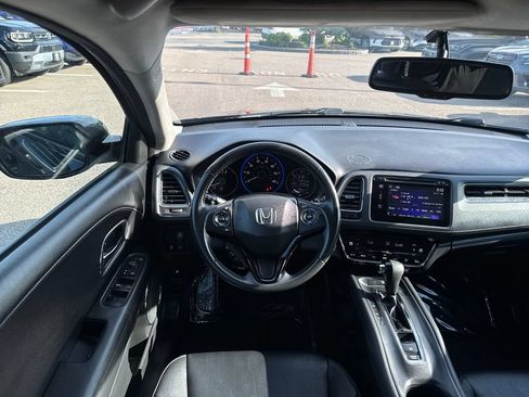 Used 2017 Honda HR-V EX-L image 12