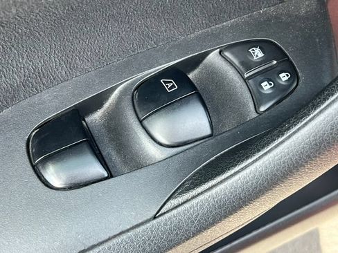 Used 2014 Nissan Altima 2.5 S FWD image 15