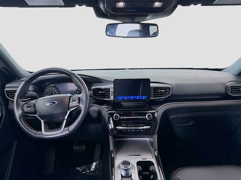 Used 2023 Ford Explorer ST-Line image 27