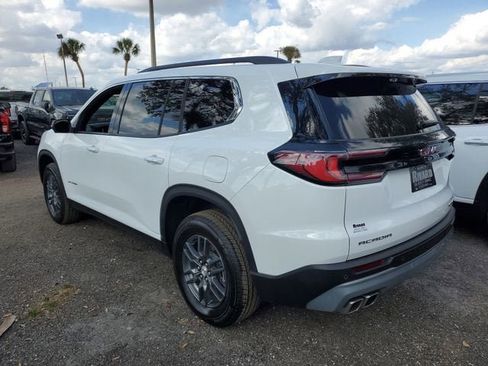 New 2026 GMC Acadia Elevation image 4