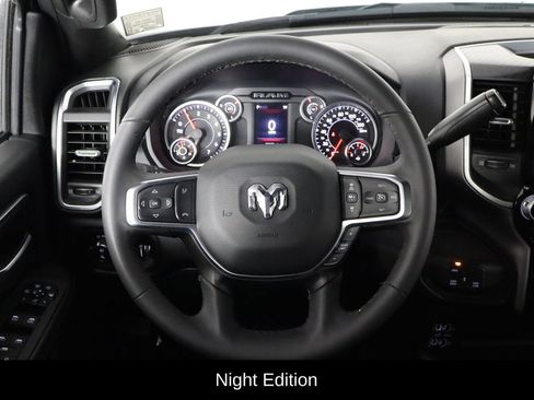 Used 2026 RAM 2500 Big Horn AWD/4WD image 7