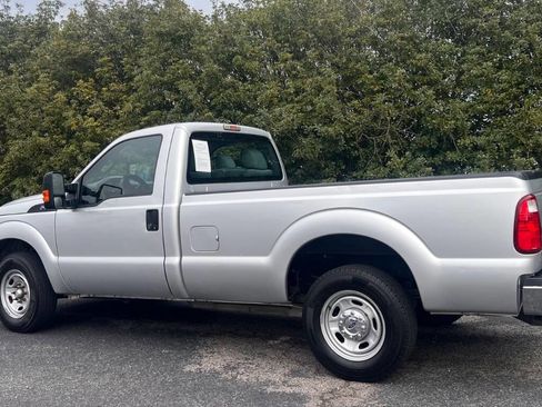 Used 2016 Ford F250 XL w/ Power Equipment Group image 5