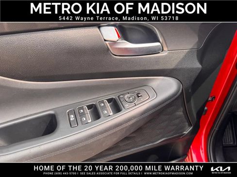 Used 2021 Hyundai Santa Fe SEL FWD image 15