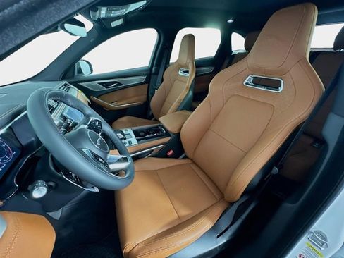 New 2026 Jaguar F-PACE R-Dynamic S image 11