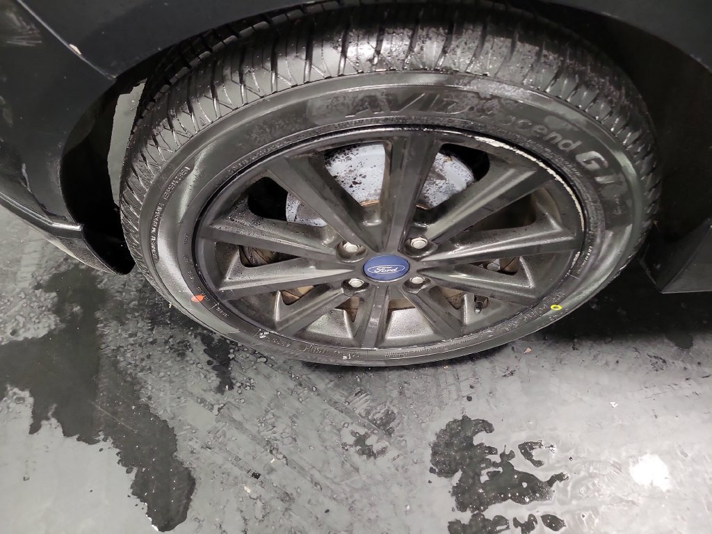 Used 2019 Ford Fiesta ST-Line FWD image 12