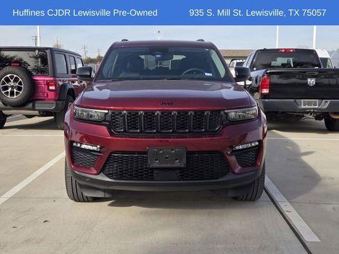 Used 2023 Jeep Grand Cherokee Limited w/ Black Appearance Package image 2