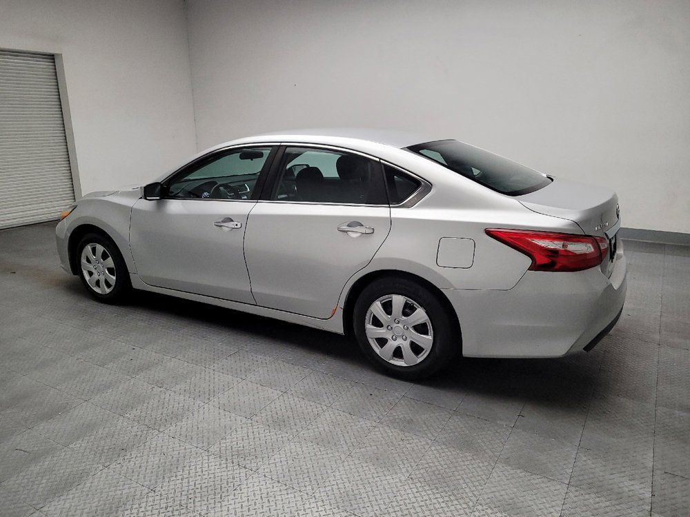 Used 2016 Nissan Altima 2.5 S w/ Power Driver Seat Package FWD image 3