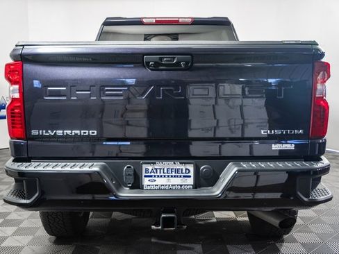 Used 2024 Chevrolet Silverado 2500 Custom w/ Custom Convenience Package image 5