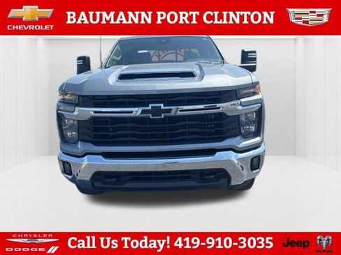 Used 2024 Chevrolet Silverado 2500 LT w/ Safety Package AWD/4WD image 32