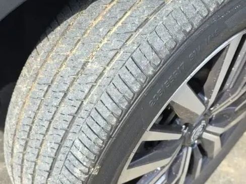 Used 2024 Nissan Kicks SV image 44