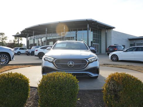 New 2026 Mercedes-Benz E 450 E 450 image 2