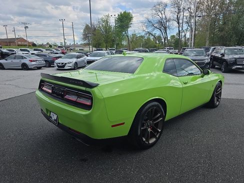 Used 2023 Dodge Challenger R/T Scat Pack w/ Plus Package RWD image 5