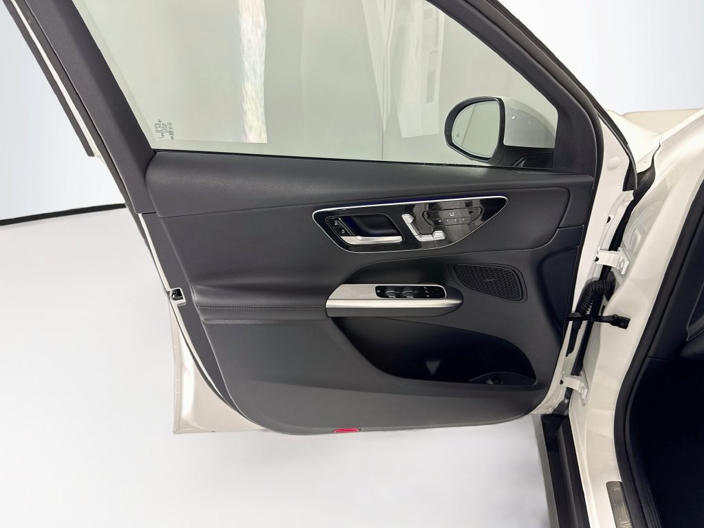 Certified 2026 Mercedes-Benz GLC 300 image 24