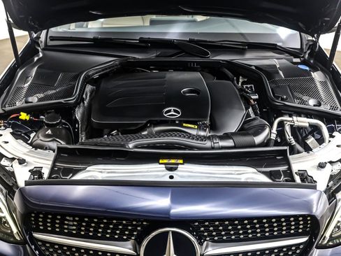Used 2020 Mercedes-Benz C 300 Sedan image 11