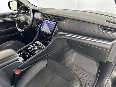 Used 2022 Jeep Grand Cherokee Trailhawk image 29