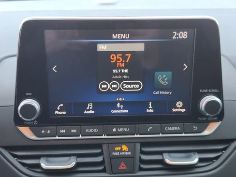 Used 2025 Nissan Altima 2.5 S image 14