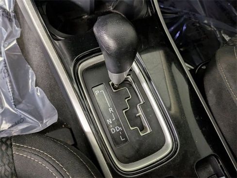 Used 2019 Mitsubishi Outlander ES image 16