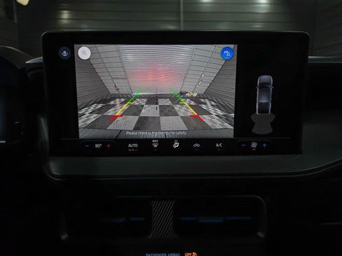 Used 2025 Ford Maverick Lobo image 28