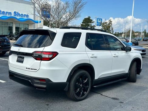 New 2026 Honda Pilot Black Edition image 15