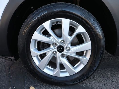 Used 2019 Hyundai Tucson SE image 41