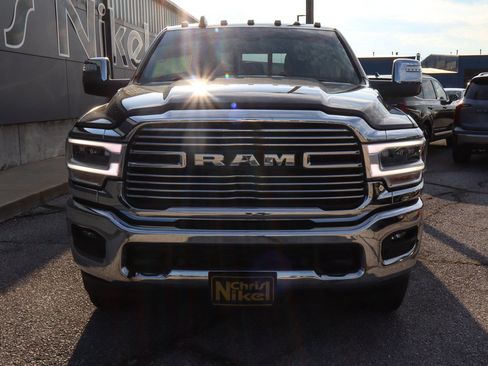 Used 2024 RAM 2500 Laramie AWD/4WD image 2