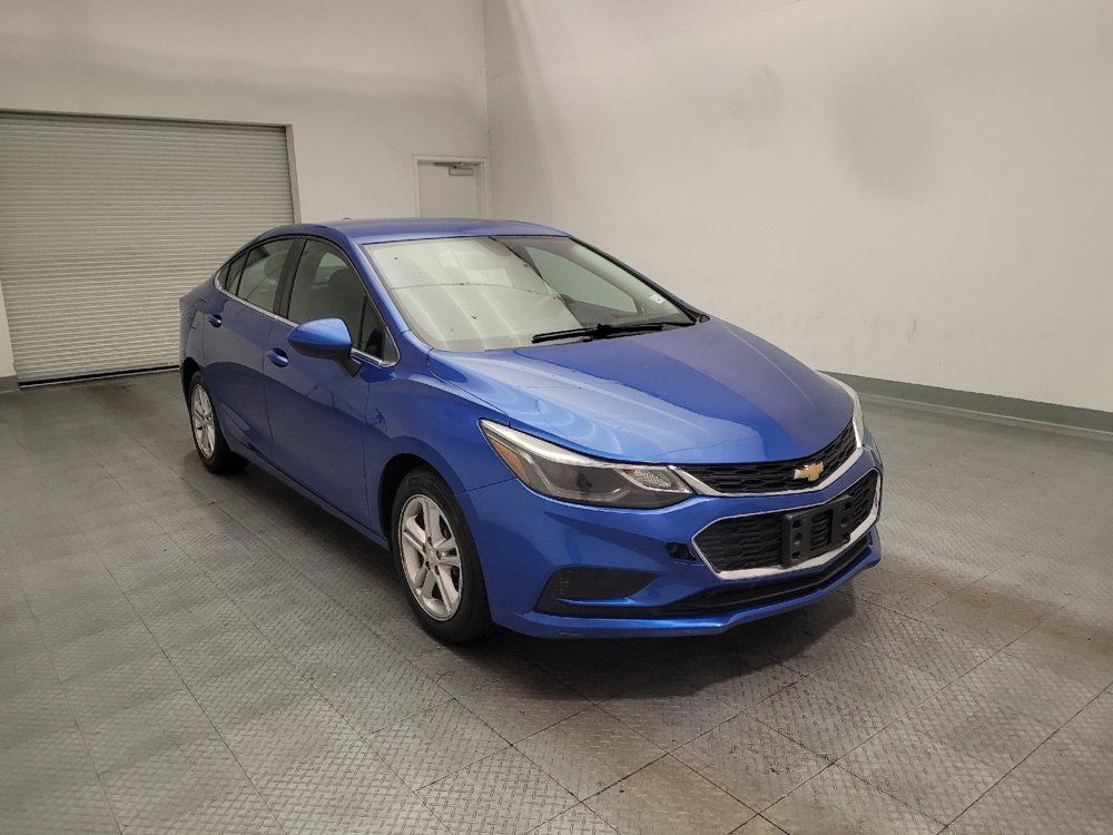 Used 2017 Chevrolet Cruze LT FWD image 13