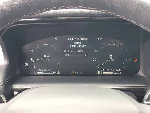 Certified 2023 Lincoln Nautilus AWD w/ Premium Package image 15