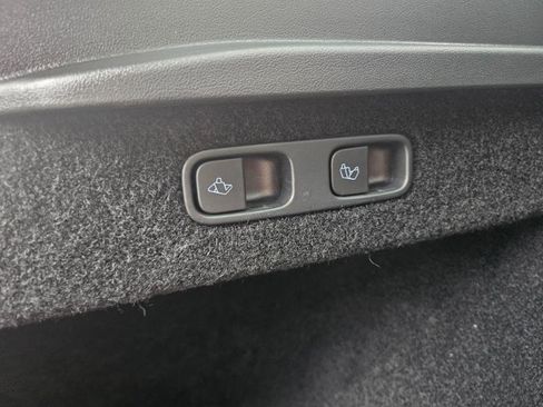 Used 2024 Tesla Model Y Long Range image 67