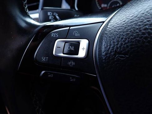 Used 2019 Volkswagen Jetta FWD image 19