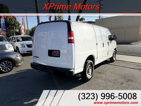 Used 2019 Chevrolet Express 2500 w/ Driver Convenience Package RWD image 7