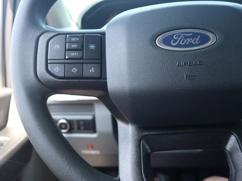 New 2025 Ford F550 4x4 Crew Cab image 23