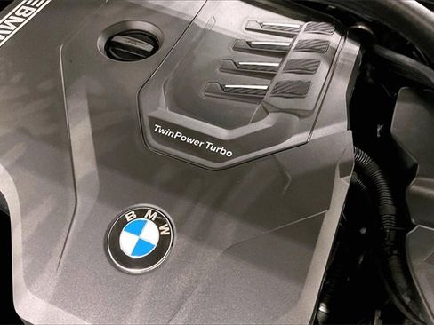 Used 2023 BMW 430i xDrive Convertible w/ Convenience Package image 34