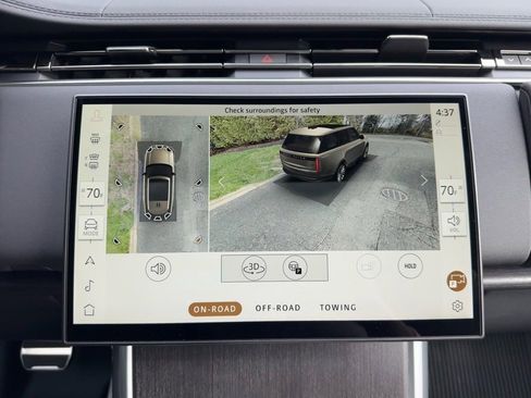 New 2025 Land Rover Range Rover SE image 18