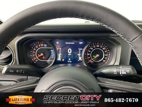 New 2026 Jeep Gladiator Willys AWD/4WD image 18