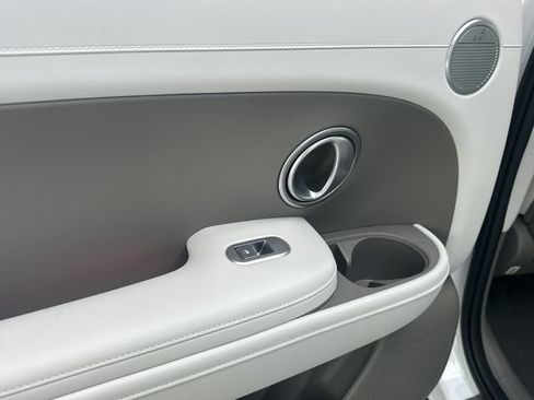 Used 2026 Hyundai Palisade SEL Premium FWD image 12