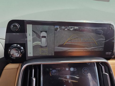 New 2026 Lexus LX 700h Luxury image 20