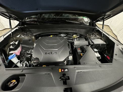 New 2025 Kia Telluride S image 32