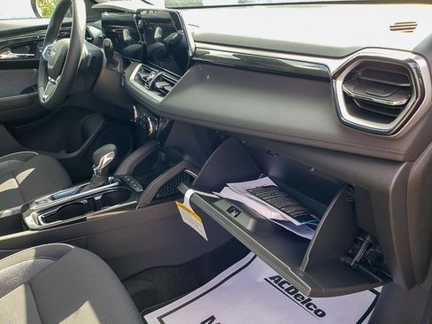 New 2026 Chevrolet TrailBlazer LT w/ LT Cold Weather Package image 32