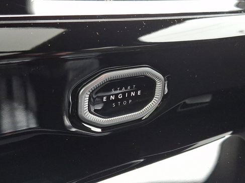 New 2026 Jeep Grand Cherokee Summit image 20