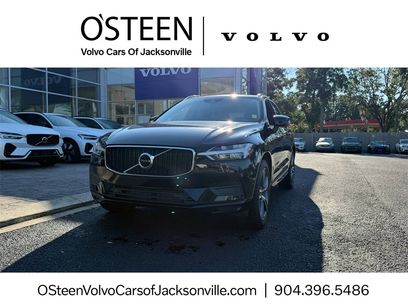 Used 2018 Volvo XC60 T5 Momentum w/ Vision Package