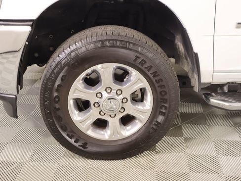 Used 2024 RAM 2500 Big Horn w/ Bed Utility Group image 16