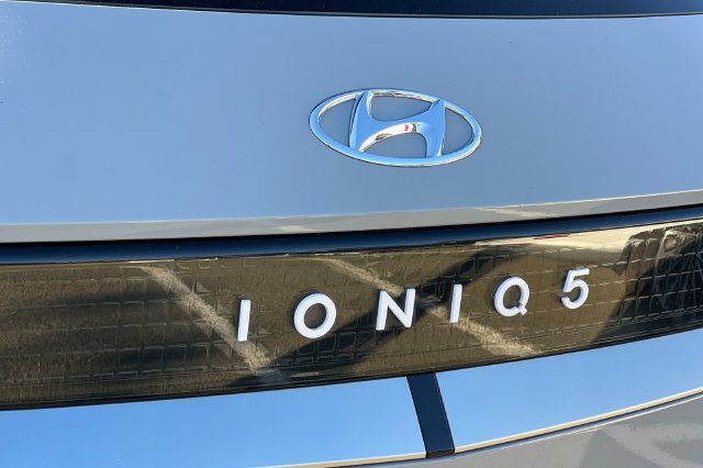 Certified 2024 Hyundai Ioniq 5 SEL RWD image 36