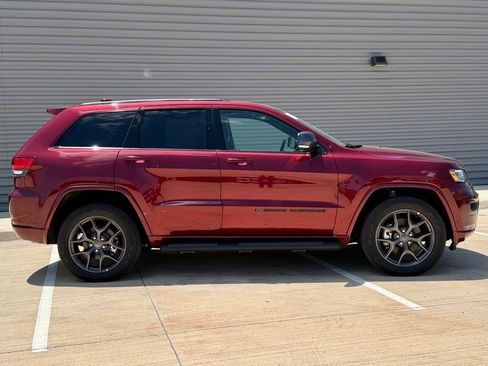 Used 2021 Jeep Grand Cherokee Limited w/ Quick Order Package 28K 80th AWD/4WD image 2